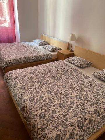Large 3 Bedroom Family Apartment Close To The River Prag Exterior foto